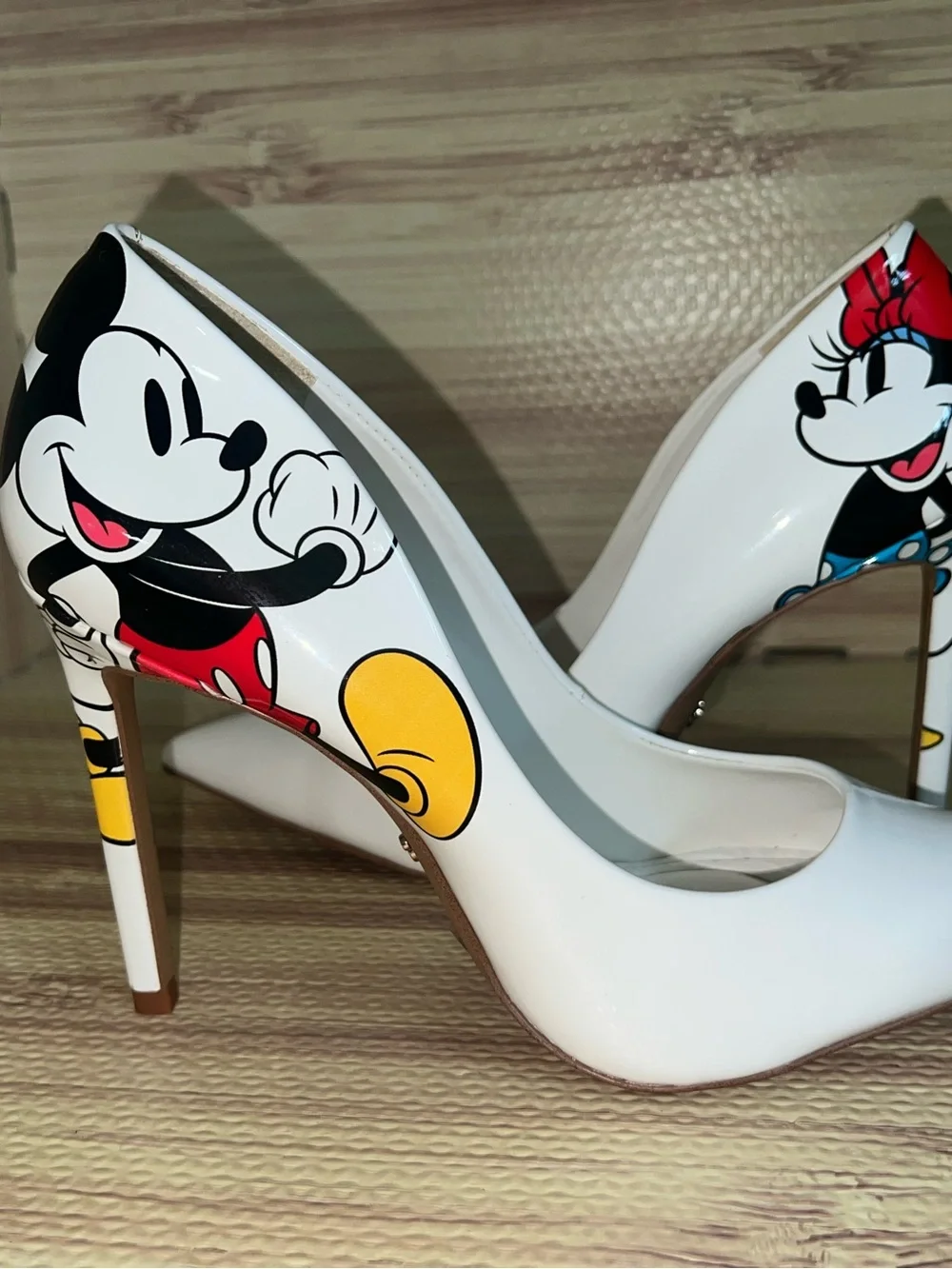 Womens Aldo Disney 100 Mickey & Minnie White Stiletto Heels Size 9 Usa (EU 40)